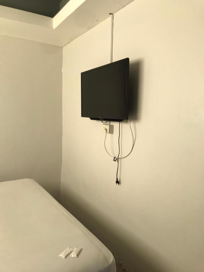 Rod Fai Fah Apartment Bangkok Exterior photo